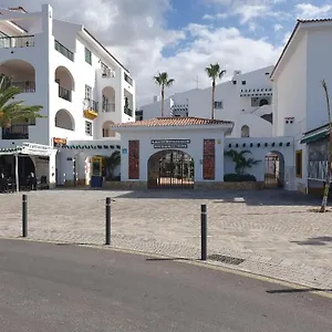 https://pueblo-torviscas-costa-adeje-tenerife.tenerifehoteles.net